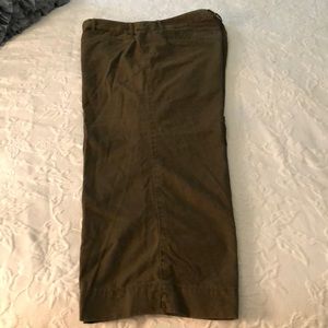 Liz Claiborne sz 8 olive green cropped Sloan pants